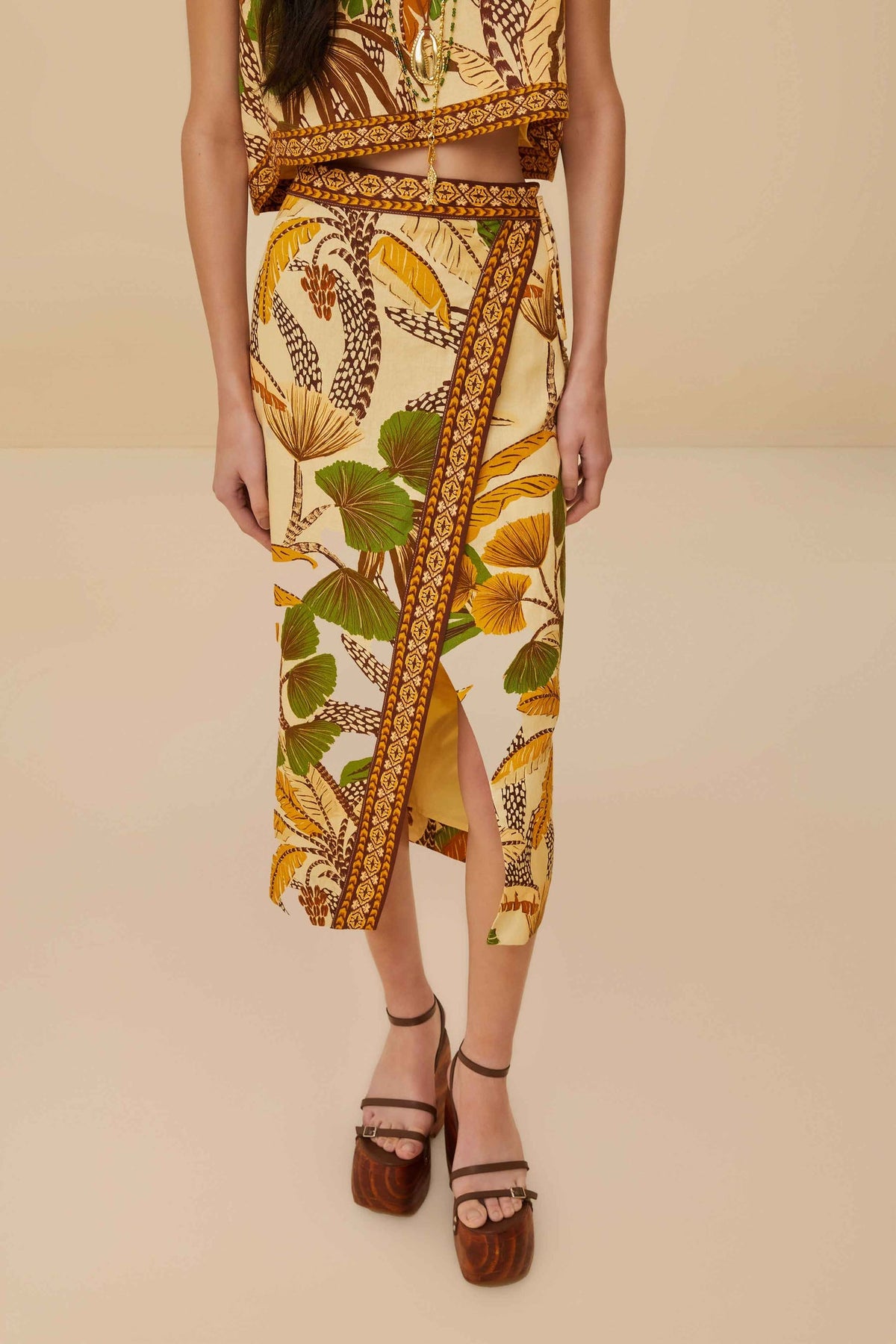 FARM Rio Sand Foliage Sketch LENZING™ ECOVERO™ Euroflax™ Midi Skirt